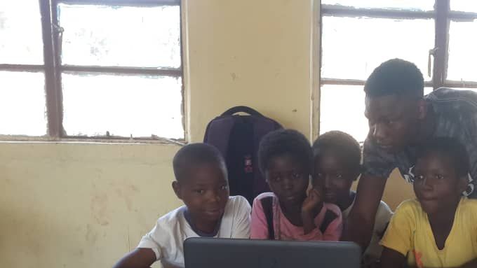 Finally something happening at Vesilahti Community School. IT lessons are going on! All costs payed by Gofore Ltd.